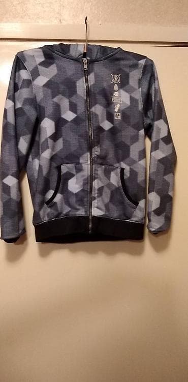 Deciji duks OVS vel.152 cm. 11-12 god. ocuvan