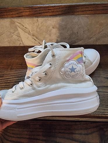 ugg tazz beograd: Converse Chuck Taylor All Star platform patike – Youth 33.5velicina - — 2