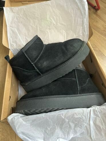 air max mx 720 818 black: Ugg mini boots, color - Black, 40 — 2