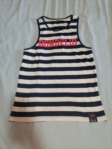 Round neck, Sleeveless