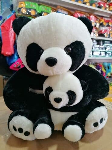 beba igračka: Panda sa bebom
60x45cm
Cena :3400 din — 1