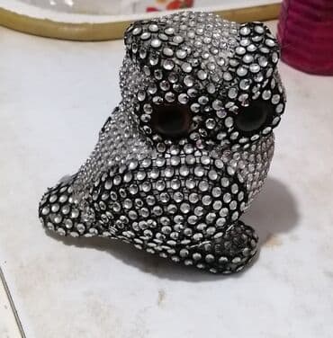 Figura, bоја - Srebrna, Novo