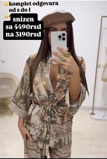- Elegantni ženski komplet sa printom u zemljanim tonovima. Kimono