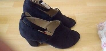 mustang obuca novi sad: Sandals, 37 — 3