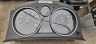 RADIO CD ZA OPEL ZAFIRA