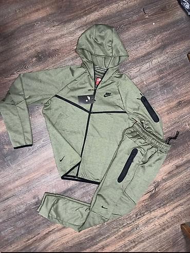 moderni kompleti: 🔥 NIKE TECH SET – AKCIJA DO KRAJA NEDELJE🔥 Cena: 9000 RSD Redovna — 3
