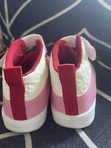 crteži mačke: Dečije patike Hello Kitty – roze/belo/crvene - Dizajn sa Hello Kitty — 4