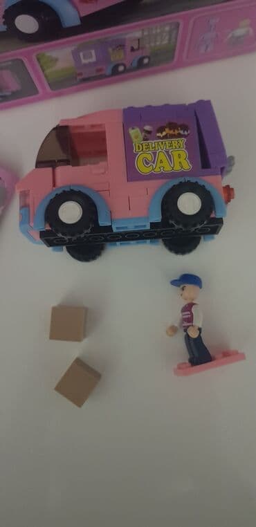 gargamel igracka: Sluban kockice, girl's dream, set kamion sa figuricom, kamion je oko — 9