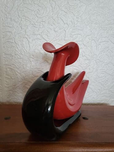 vaza sa cvecem crtez: Vaza nova umetnicka,vintaz,rucni rad. Visina. 21cm — 11