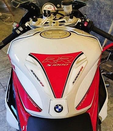 BMW S1000rr - Tank pad - 1585 📌 Opis: Samolepljivi protektor za — 6
