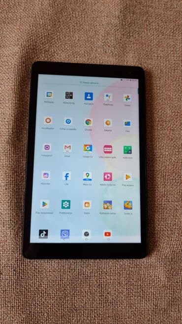 knjiga i zvucnik: Tablet 10 inca ko nov sve radi — 6