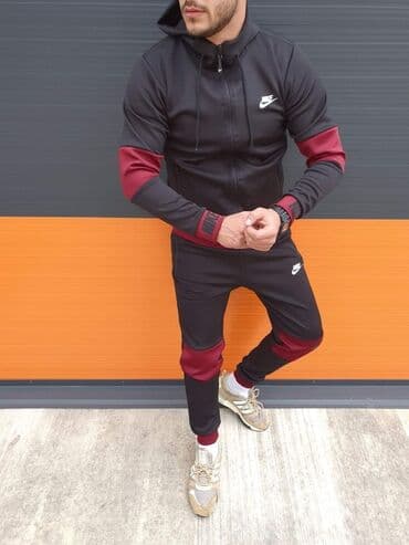 Muske komplet trenerke samo 4400 din
Velicina XL