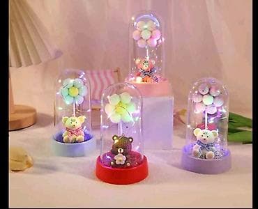 Dekorativne LED noćne lampe u staklenom zvonu sa medvedićem i