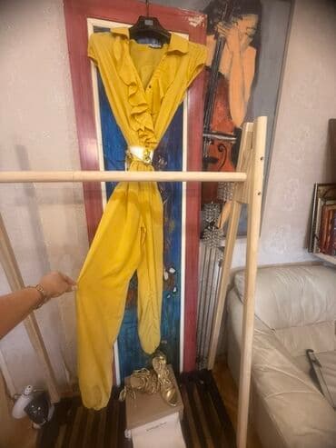 Women's Clothing: L, Single-colored, color - Yellow — 1