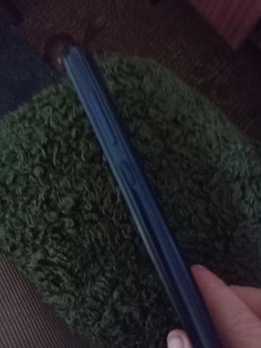 telefon za decu: Pametni telefon kompaktnih dimenzija sa ekranom od približno 4–4.5 — 3