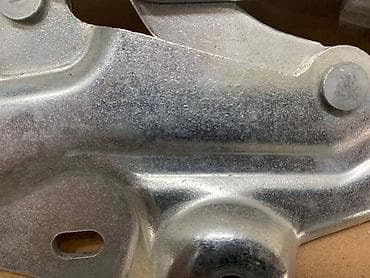 čekrk za auto: ŠARKA HAUBE ZA AUDI A6 - 4K0823302A | Šarka haube Audi A6 — 2