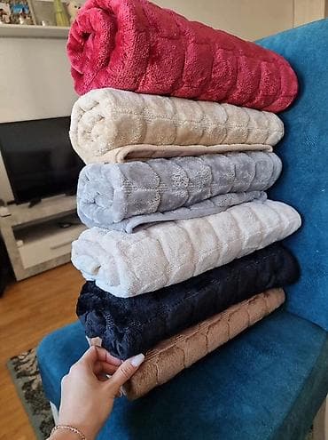 ugaone garnišne: Sve boje flekera na stanju
200x70
150x70
70x70
Cena seta 3000din💚

G — 8