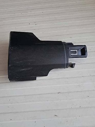 znak za bmw: PLASTICNA LAJSNA PRAGA ZA PEUGEOT 2008 OD 2013. DO 2019. GOD — 1