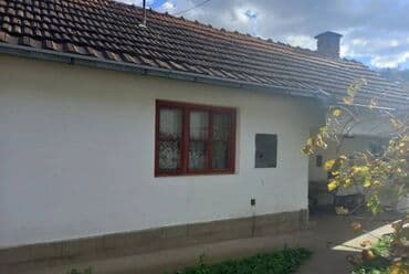 kuce obrenovac: 80 kv. m, 4 sobe — 2