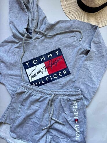 svecana garderoba za punije dame beograd: S,m,l,xl
2200 din — 2