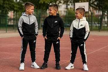 air jordan komplet: Dečiji Nike komplet trenerke (gornji deo sa kapuljačom + donji deo) - — 1