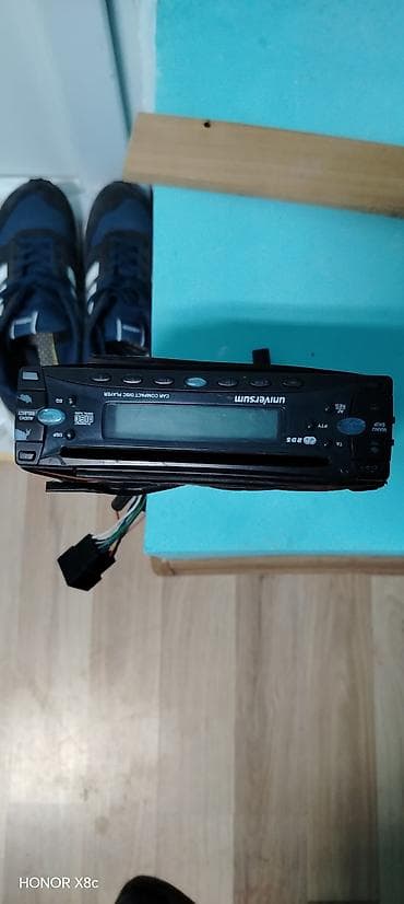 tabla za alat: Auto radio CD plejer Universum (RDS) - Model: Universum Car Compact — 3