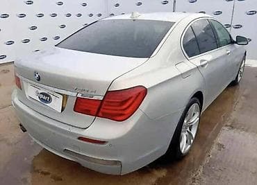 serbia auto market: BMW 730 F01 M 2011. GOD. - KOMPLETAN AUTO U DELOVIMA | Bmw 730d — 5
