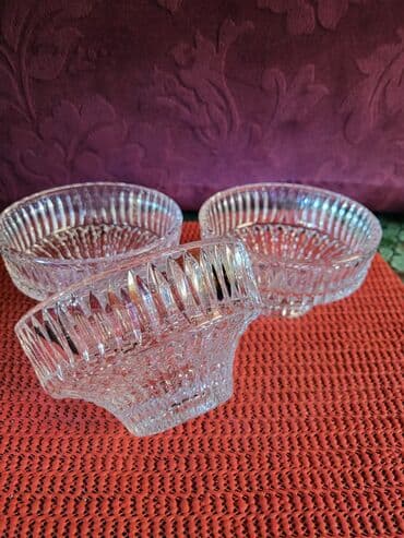 Kuhinjski setovi: Cinije nove za posalstice,kristal,led kristal 70te. Komada 3 u — 4