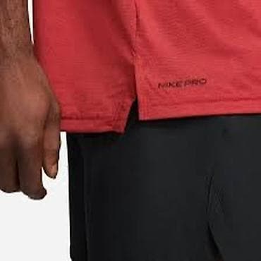 navijačke pantalone: NIKE Pro Dri-FIT Men's Short-Sleeve Top vel. L
CU — 2