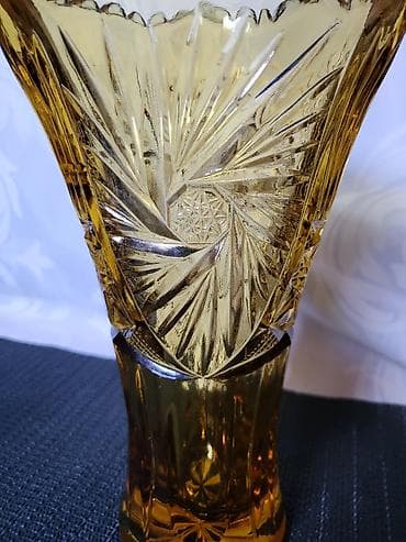 Muzički instrumenti: Vaza 1971g Zabkowice Poljska. Poljska vaza,presovano staklo,nigde — 5