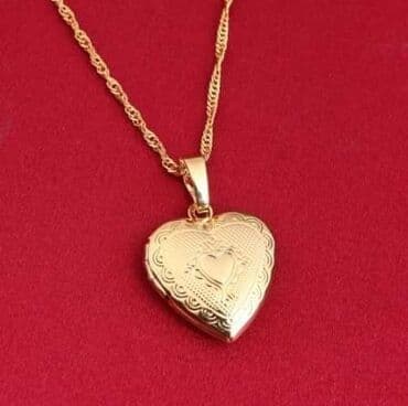 Cena 1500 din na lalafo.rs Cena 1500 din