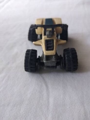 harry potter vt401 k: Hot Wheels Quad metalni 5 cm.ocuvan — 2