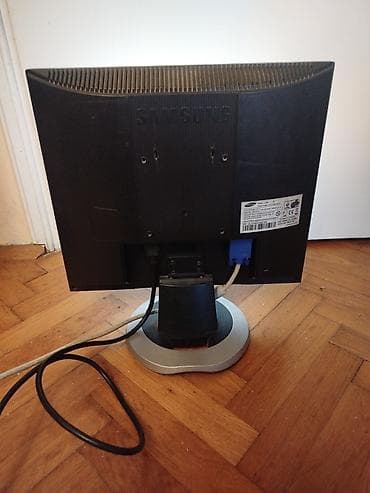 kupujem samsung: Stari monitor Samsung SyncMaster 710n. Proveren samo na kratko dok je — 8