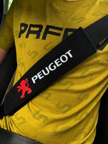 podmetac za auto sediste: Ukrasna navlaka za pojas peugeot- set dva komada elegantne navlake — 2