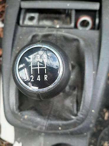 grejalica za auto uradi sam: RUČICA MENJAČA ZA VOLKSWAGEN PASSAT B5.5 OD 2001. DO 2005. GOD. | — 1