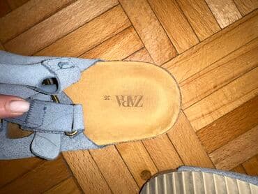 ugg cizme 35 broj: Sandale, Zara, Veličina - 35 — 7
