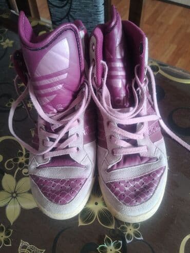 kopacke sa malim kramponima: Converse, Veličina - 38 — 20