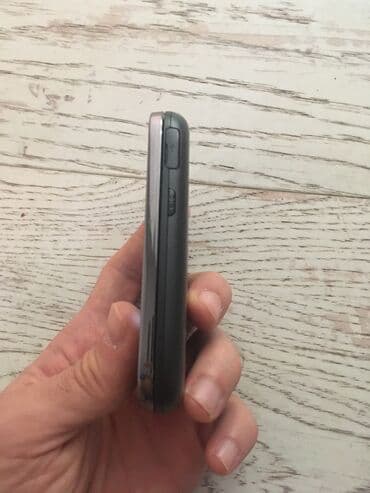 polovni ajfon telefoni: Samsung Galaxy A Quantum, < 2 GB, bоја - Crna, Sa tastaturom — 7