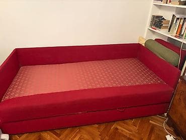 plasticni ormari za terasu: Akcija, hitno: Očuvan i funkcionalan kauč iz 1930th, od punog drveta — 2