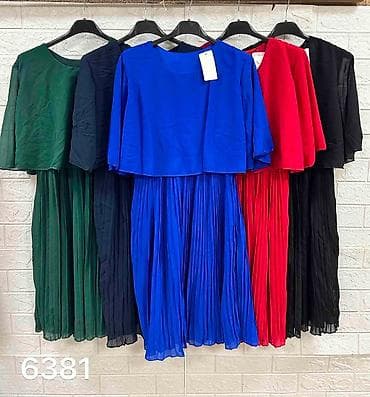 Lične stvari: 07. Haljina za punije
XL 2XL 3XL 
Cena : 2.500 dinara H — 6