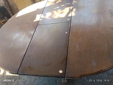 okrugli stolovi na razvlačenje: Okrugli drveni trpezarijski sto na razvlačenje - Materijal: puno — 2