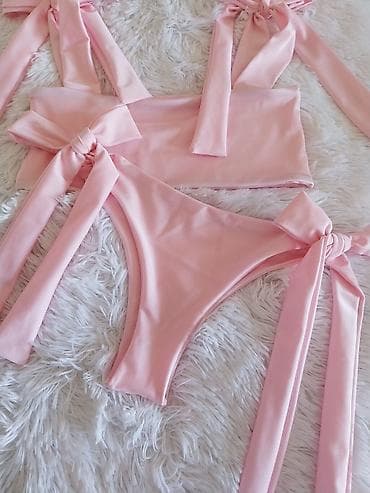 Ženska odeća: Dvodijelni ženski kupaći kostim – baby pink - Model: top bez žica sa — 4