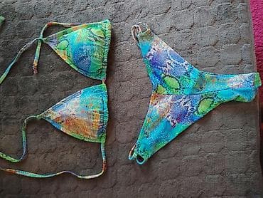 h m korset s: Bikini set Bonatti – trodelni/trouglasti gornji deo na vez i klasičan — 9