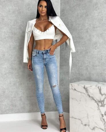 farmerice xs: ️️️ novi hit model farmerica sa elastinom po super ceni - 2400 din - — 1