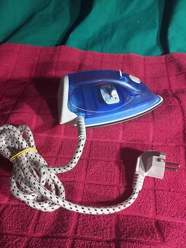 TCM putna/mini pegla na paru - Kompaktno putno peglalo sa rezervoarom