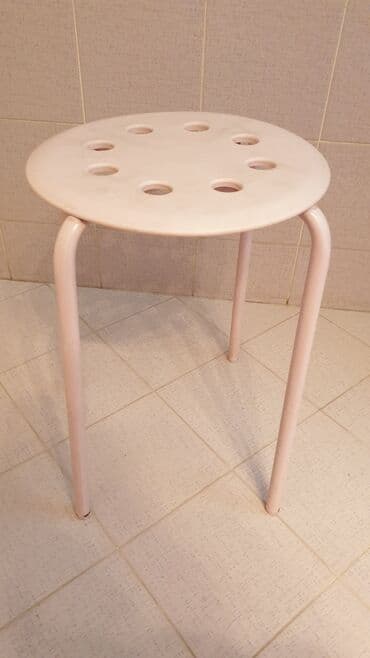 staklene stolice: Ikea-stolica-made in italy — 1