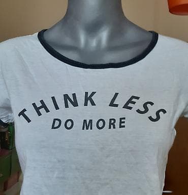 terranova suknje: Bela ženska majica kratkih rukava Terranova, veličina M. Okrugli izrez — 2