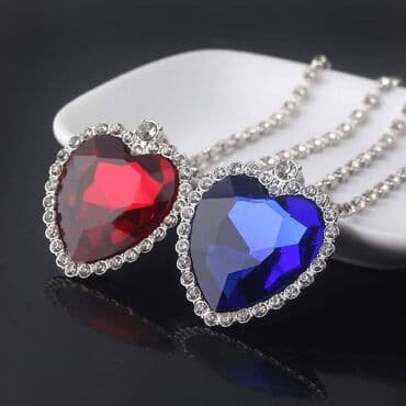 dormeo set jorgan jastuk i torba: Ogrlica Titanik Heart of the Ocean Dostupna plava i crvena Cena — 7