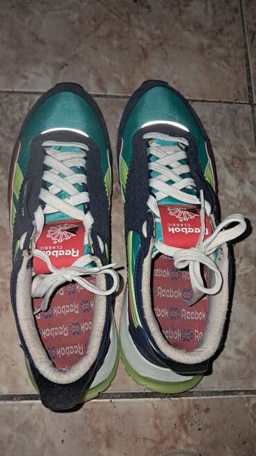 Donji delovi trenerke: Patike, Reebok, veličina - 44 — 2