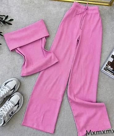 Kompleti: Ženski komplet – top na preklop bez naramenica + pantalone ravnog — 1